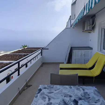 Horizon Views - Excellent Location With Ocean View